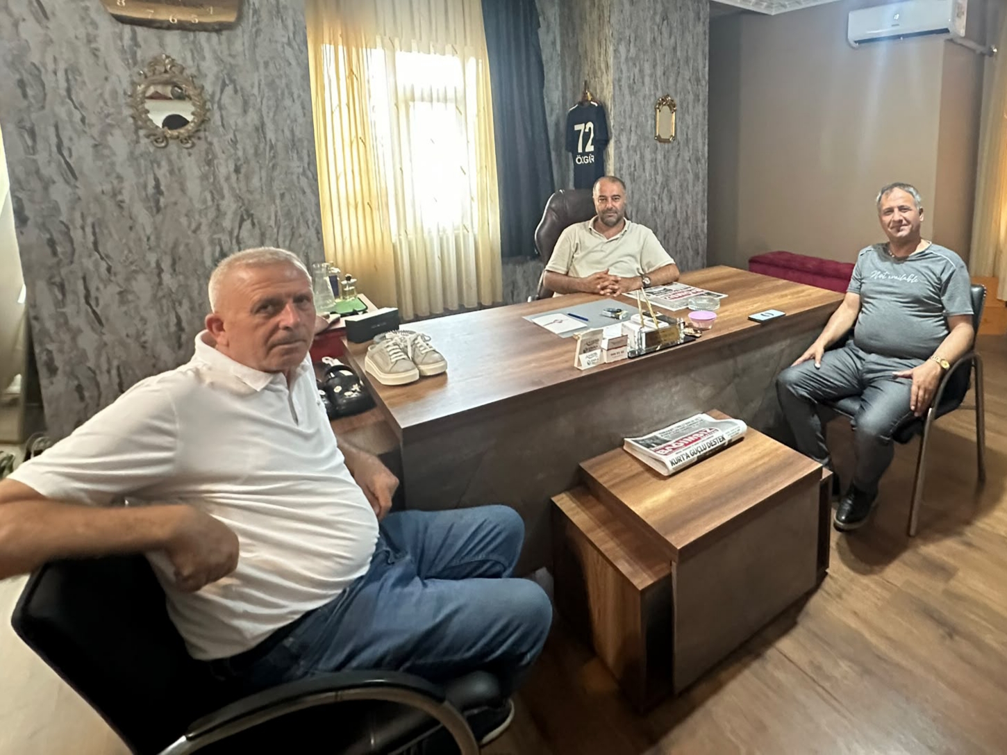 GAZETEMİZDEN İŞ İNSANI ÖZGÜR ÖZDEMİR’E ZİYARET