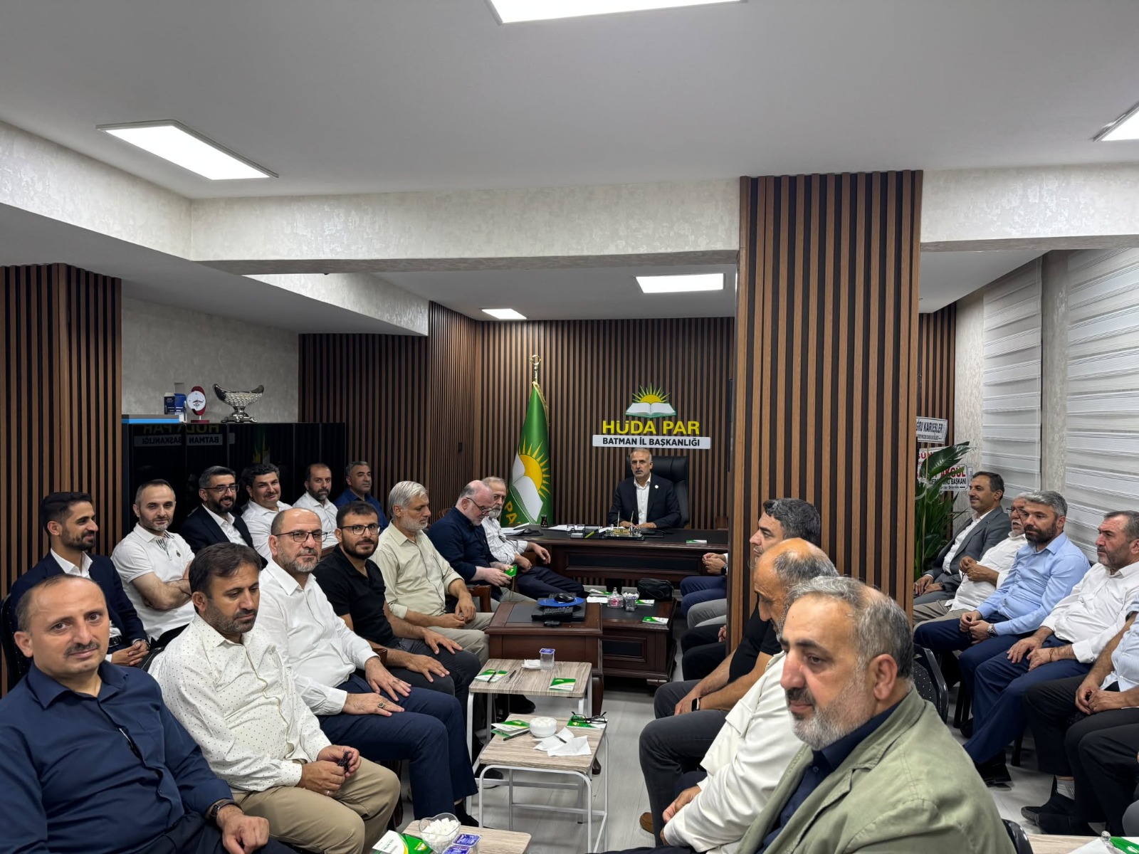 DOĞRU BAŞKANLIĞINDAKİ HÜDA PAR İLK TOPLANTISINI GERÇEKLEŞTİRDİ