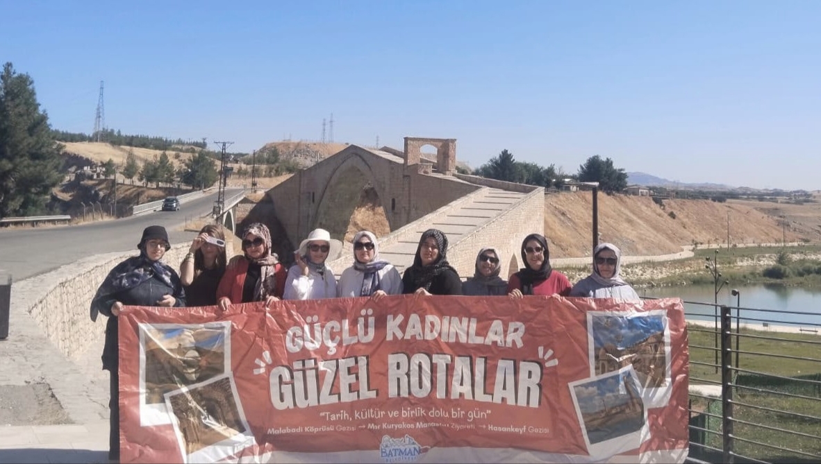 KADINLAR, BATMAN’IN TARİHİ VE KÜLTÜREL MİRASINI YERİNDE KEŞFEDİYOR