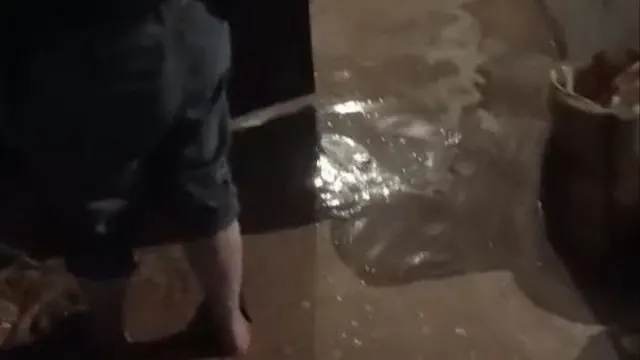 Gercüş Poyraz Köyü’nde Sel Bir Evi Kullanılamaz Hale Getirdi