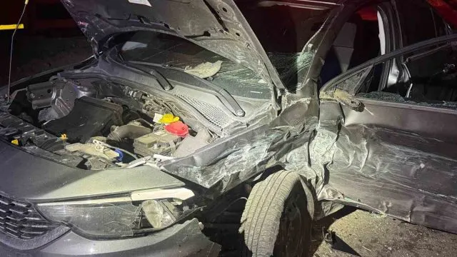 Batman'da Şarampole Yuvarlanan Otomobilin Sürücüsü Kurtarıldı